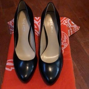 Pair of Nine West shoes
